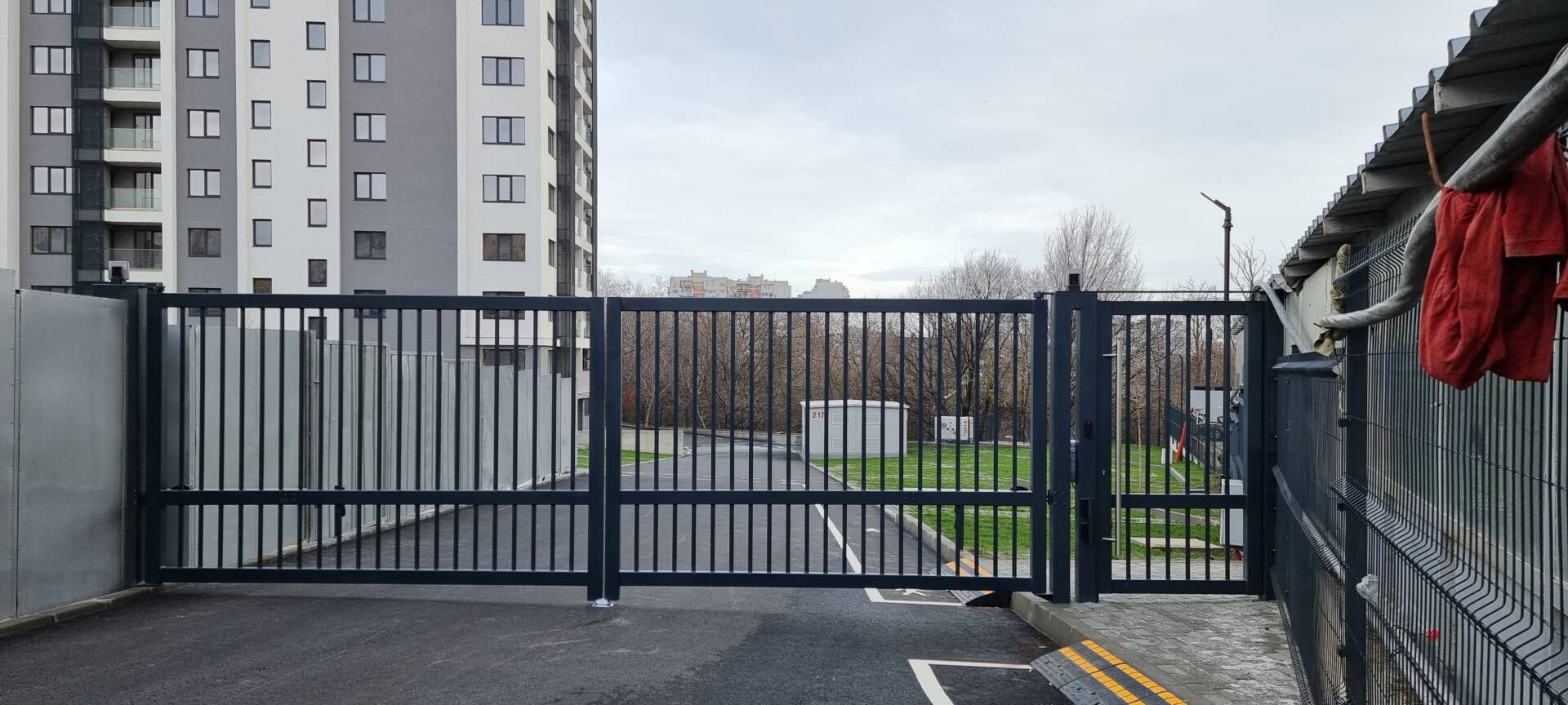 Single - and double - wing swing gates - Image 7
