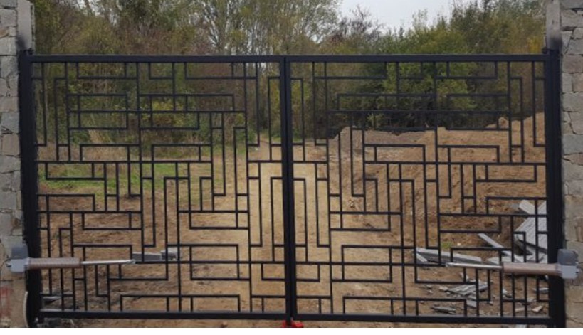 Single - and double - wing swing gates - Image 16