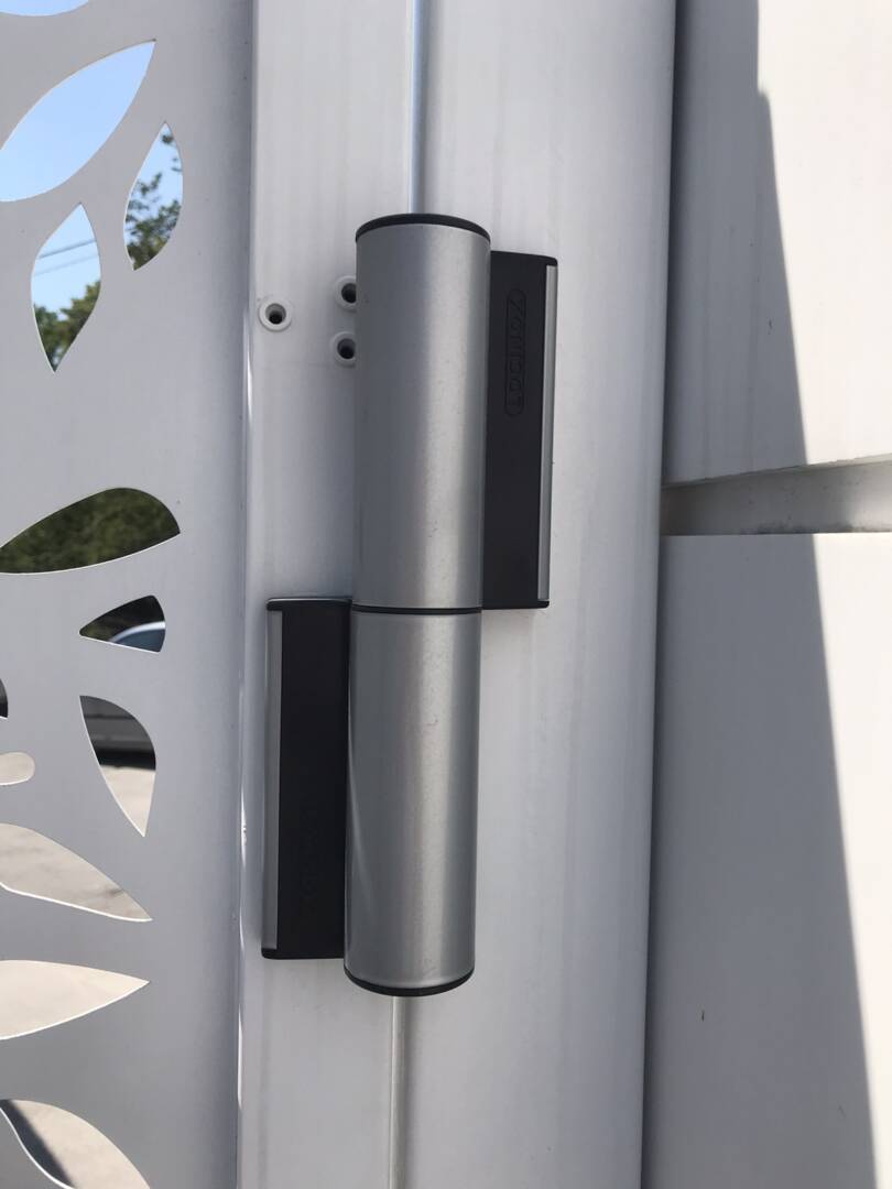 Single - and double - wing swing gates - Image 19