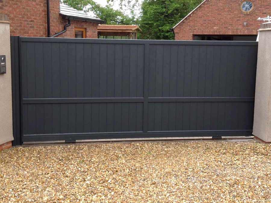 Metal sliding gates - Image 3